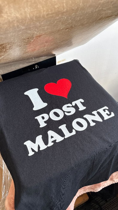 Who went to the Post Malone concert?!
Checkout these tees we did for some dedic