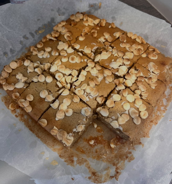 cannellini bean blondies. blend a can of cannellini beans into the mix and makes a gooey gluten free and vegan blondies! High protein, low carb and less sugar.
🫘
🫘
🫘
🫘
🫘
🫘
🫘
🫘
🫘
🫘
🫘
🫘
🫘
🫘
🫘
🫘
🫘
🫘
🫘
🫘
GlutenFreeDessert HealthyDessert HealthyBaking HighProteinDessert HighProteinBaking LowSugarDessert LowCarbDessert VeganDessert PlantBasedDessert PlantBasedBaking EasyVeganRecipes HealthyRecipes HealthyTreats GuiltFreeDessert BetterForYouDessert ProteinDessert DessertRecipe BlondieRecipe BakingFromScratch SweetTreats FoodieRecipes HealthyFoodIdeas SimpleRecipes HiddenVeggies EatMorePlants