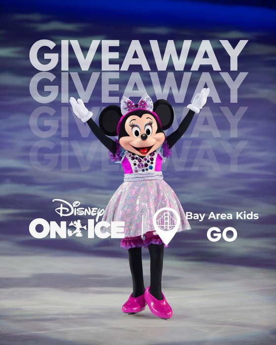 🛑CLOSED🛑
🎉We’ve partnered with Disney on Ice to gift one family a 4-pack of tickets to Opening Night of Disney On Ice…