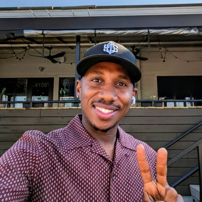 One of my favorite restaurants in the entire city just got a little closer to me. 🙌🏾

My friends and family over at @T