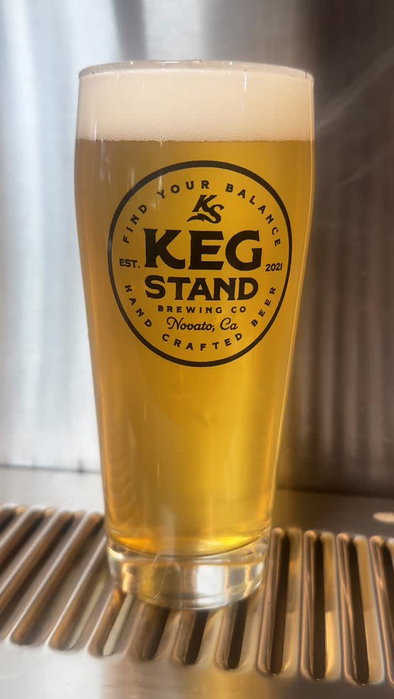 Take it easy this Sunday! You deserve it! 🍻