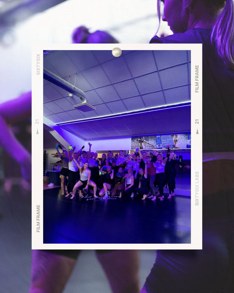 9. HOOAEG HBL-is ON KÄIMA TÕMMATUD! 🔥
Saal on jälle rahvast täis, energia on üleval ja esimesed trennid tehtud.

Pildil on meie esmaspäevane, teisipäevane grupp, noortegrupp ning värskelt alustanud baaskursus — igaüks omas tempos, aga sama eesmärgiga: saada paremaks, tugevamaks ja enesekindlamaks.

Nüüd ei jää muud üle kui järjekindlalt kohale tulla, töö ära teha ja nautida seda protsessi.

Vamos, kütame! 🤝