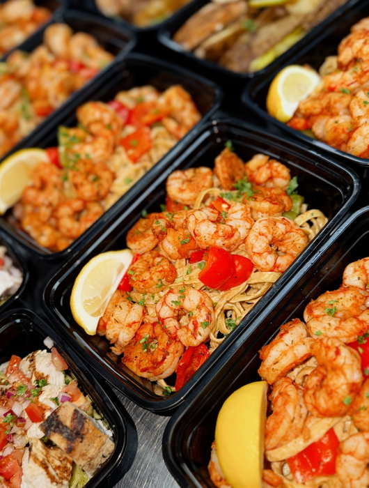 Cravin’ Cajun 🌶️🍤

Creamy, smoky, and packed with 38g of protein. Blackened shrimp, Cajun fettuccine, and bell peppers
