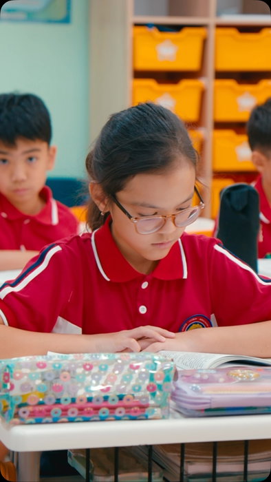 Oxbridge International School Instagram