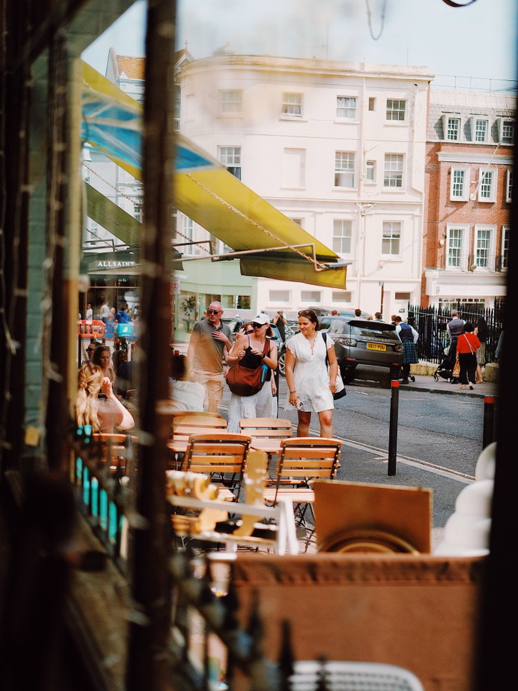 Brighton, Along the Promenade