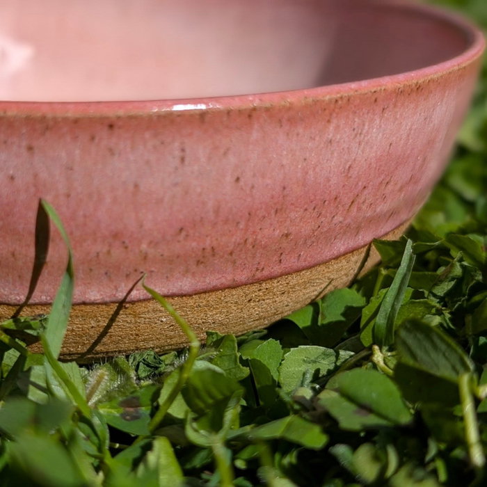 New glaze! Isn't it beautiful 😍 these pink pots will be out in the stall tomorrow