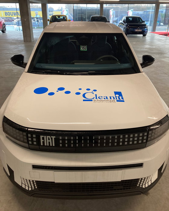Blijf Swipen 🔛 😎

🚐✨ Al jarenlang rijden we mee met het succesverhaal van Cleanit.

Van bestelwagens tot de volledige fleet: IMPRENTA® staat al jaren in voor de bestickering van hun voertuigen. Een samenwerking gebouwd op vertrouwen, kwaliteit en een gedeelde aandacht voor een verzorgde uitstraling.

Dankjewel aan het hele Cleanit-team voor de fijne samenwerking en het blijvende vertrouwen. Op nog vele kilometers samen! 🙌