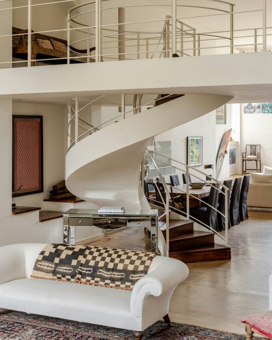 School of Light: an apartment in a former Victorian school in Battersea, with soaring volumes, bespo