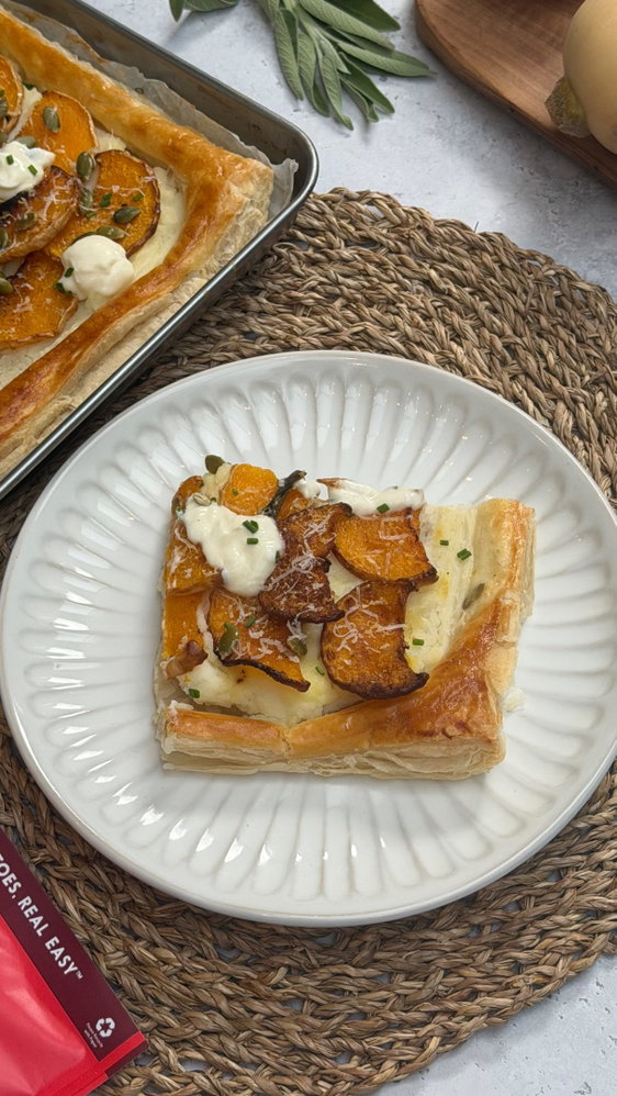 Autumn flavours coming in hot 🍂🥔
Golden puff pastry topped with Buttery Perfect Mash, roasted but...