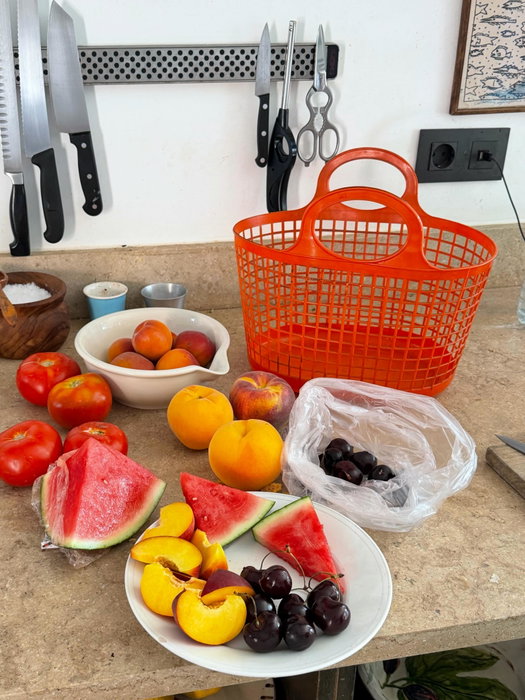 Living off fruit, tomatoes, olive oil and tortilla sandwiches