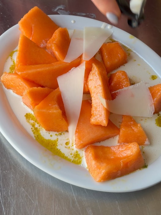 Almond and hazelnut dressing, melon and manchego. 

In tomorrow’s newsletter with @theglossmag I take an almond and hazelnut “dressing” / sauce and show you loads of ways to use it with the best of summer produce. It’s FREE. 

Sign up via link in bio (also loads of Mallorca tips in my previous newsletters which you can access for everyone asking)