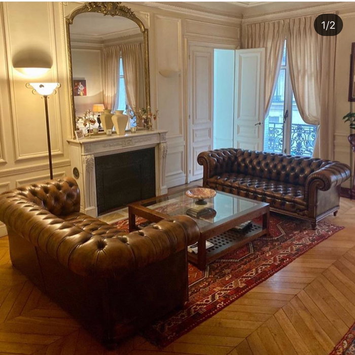 Petites photos du cabinet/salle d’attente. Ça n’a pas trop d’intérêt mais on y est à l’aise 🏻‍️ (image 1 sur 2)