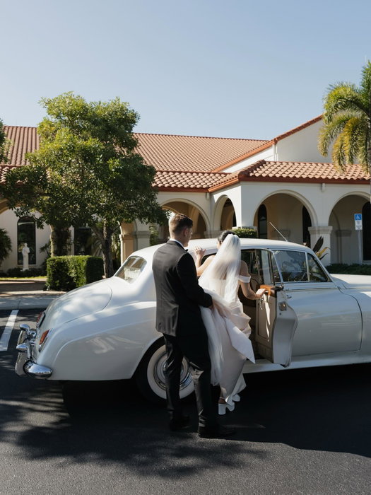 pov: a vintage wedding exit you’ll never stop dreaming about