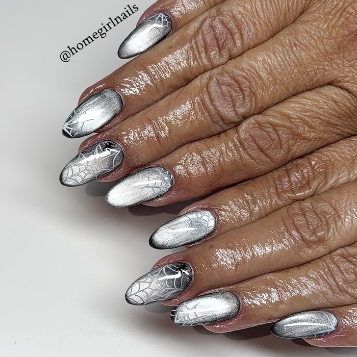 spooky szn 🕷️🕸️
#fyp #foryou #cateye #spookynails #houstonnailtech