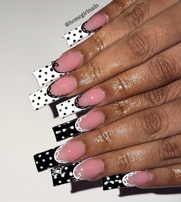 coquette 🖤🤍
#fyp #nailinspo #houstonnailstech