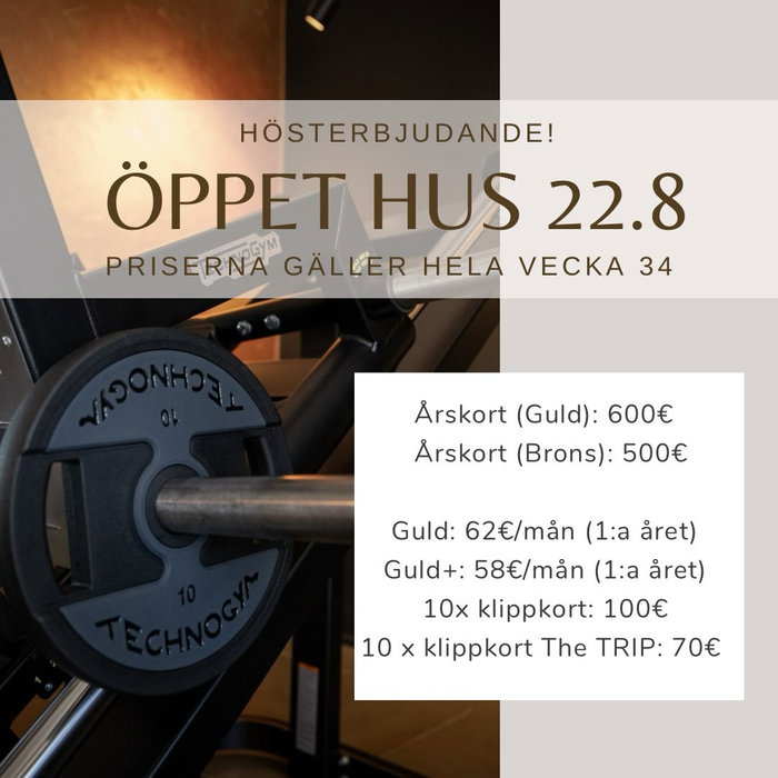 ÖPPET HUS 22.8 + HÖSTERBJUDANDE MED PANGPRISER! 🔥
Lördagen den 22 augusti öppnar vi dörrarna och bjuder in dig att prova på vårt utbud 😍
Och det slutar inte där – under hela vecka 34 kör vi ett hösterbjudande med riktiga pangpriser! Missa inte chansen att komma igång inför hösten till ett riktigt bra pris!
ÖPPET HUS – 22 AUGUSTI
Under dagen kan du träna gratis i vårt gym och prova på flera av våra gruppträningspass. Ta med en kompis, testa något nytt och upptäck vad vi har att erbjuda!
Starta dagen med FasciaRelease 🌿
Ge kroppen en skön start med FasciaRelease, där vi masserar igenom kroppens bindväv med foamroll. Ett perfekt sätt att mjuka upp kroppen och förbereda den inför dagens träning!
Testa Cycling eller The TRIP 🚴
Två cykelpass – men två helt olika upplevelser!
Vilken blir din favorit?
Bodypump med Patrik 🏋️
Vårt populära Bodypump-pass är självklart med på schemat. Ta chansen att lyfta, svettas och känna träningsglädjen tillsammans med Patrik!
BootyFlow 🍑
Ett härligt och lekfullt pass inspirerat från BuutiYoga med fokus på säte, höfter och bål, där vi kombinerar styrka, rörlighet och flow!
NYHET: Hyrox Couple Challenge – utomhus! 🔥
Är ni redo att utmana varandra? Under dagen får du möjlighet att testa vår helt nya Hyrox Couple Challenge utomhus. Mer information om upplägget kommer separat – men vi kan redan nu lova att det blir en utmaning! 💥
Vill du säkra din plats på pass, kan du skaffa gratis dagspass via hemsidan för att kunna boka pass!
PT PÅ PLATS🏋️♂️
Vår PT Richard finns på plats under dagen och hjälper dig att vässa tekniken i två av gymmets klassiker: marklyft och knäböj.
Passa på att få konkreta tips, små teknikjusteringar och nya verktyg att ta med dig till din egen träning.
TÄVLINGAR, TILLTUGG & GOODIEBAGS
Det blir självklart också tävlingar och tilltugg under dagen! Och till de 20 första som tecknar medlemskap under Öppet Hus väntar en goodiebag 🎁
RECOVERY BOOTS
Passa på att prova våra Recovery Boots! 15-minuters behandling för endast 5 €.
Perfekt för dig som vill ge benen lite extra återhämtning efter träningen.
Varmt välkomna till Träningsverket! 😍