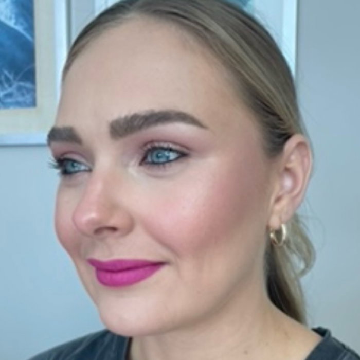 A little pop of pink!! 💗 Hair & makeup by us for just $180 Got an event or special occasion coming up? Get in touch or …