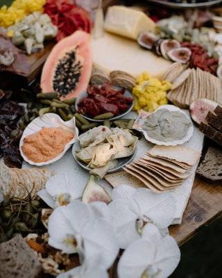 Weddings have never looked better in the Hunter. We’re spoilt for choice when it comes to incredibly talented vendors, s
