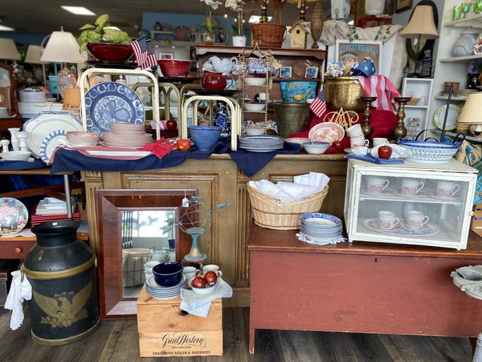 Hello, September!

Labor Day is almost here, and we’re celebrating with 25% off anything red, white, or blue! ❤️🤍💙

Shop the sale Wednesday, September 2 through Sunday, September 6.

Please note: Dishfunctional will be closed Monday, September 7 for Labor Day.

Dishfunctional
225 Lancaster Ave
Malvern, PA

Monday–Saturday 10–6
Sunday 11–3