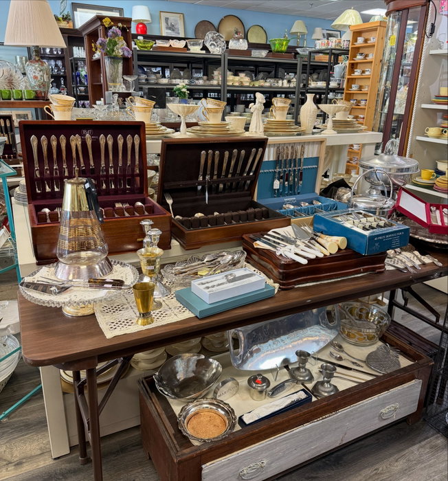 It’s Throwback Tuesday at Dishfunctional ⏱️

Today’s the perfect day to browse our beautiful silver collection. You can spin our discount wheel and save up to 30% off your entire purchase!

The fun ends at 6 PM, so stop in and see what treasures you’ll find. The discount applies to anything in the store.

Dishfunctional
225 Lancaster Ave
Malvern, PA

Monday–Saturday 10–6
Sunday 11–3