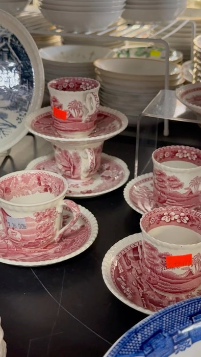 Last day of our Labor Day sale❤️🤍💙

Today is your last chance to enjoy 25% off red, white & blue pieces throughout the store!

We are closed tomorrow, September 7, so come see us today and enjoy the holiday!

Dishfunctional
225 Lancaster Ave
Malvern, PA

Monday–Saturday 10–6
Sunday 11–3