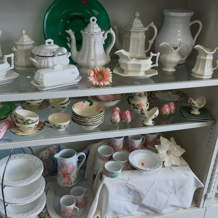You know we love a good shelfie 🍽️

Vintage pitchers, serving pieces & layered details help make the perfect display.

Which piece would you take home?

Dishfunctional
225 Lancaster Ave
Malvern, PA

Monday–Saturday 10–6
Sunday 11–3