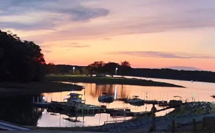 Beautiful sunset tonight. Thank you for joining us today! See everyone tomorrow! Pink Truck is still rocking at Boathouse Grill.
