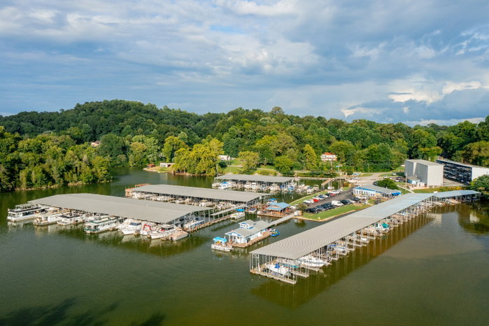 It’s National Marina Day! 🛥️⚓

Full docks, happy boaters, and endless lake days — here's to life on the water!