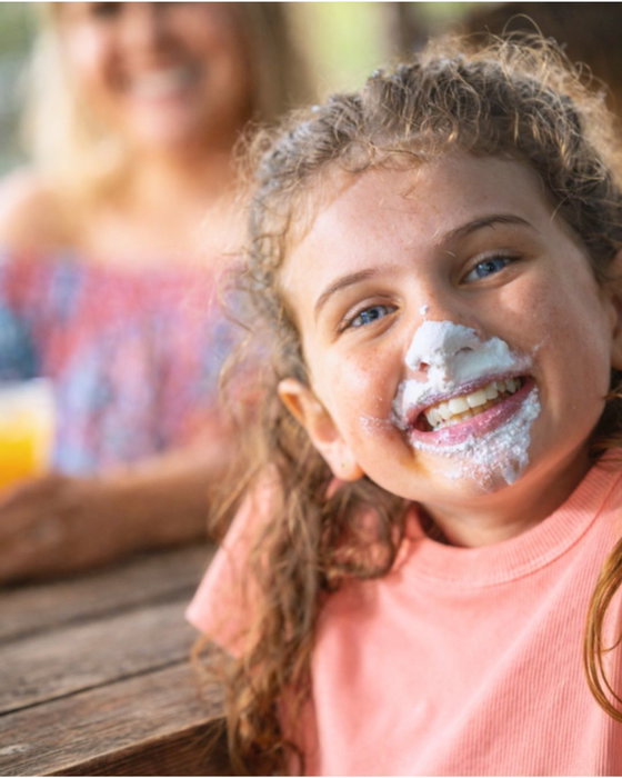Nothing says summer quite like ice cream by the water. 🍦🌊

Celebrating National Ice Cream Day the sweetest way we know - dockside at Louisville Landing Marina!