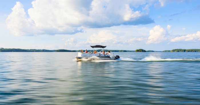 Cruising into the weekend like… 🌊 😎