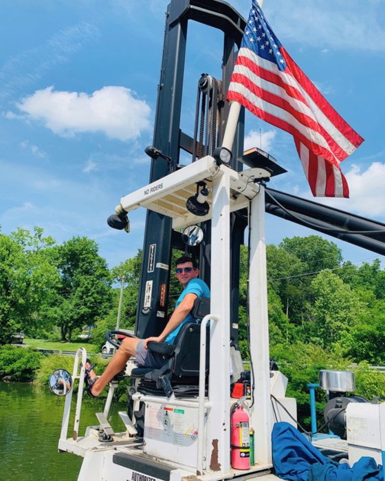 Stars, stripes, and the team at Louisville Landing Marina.🇺🇸☀️

Here's to all of your Fourth of July celebrations—on the water, with family, and making memories that last all summer long. Wishing you a safe and happy Independence Day!