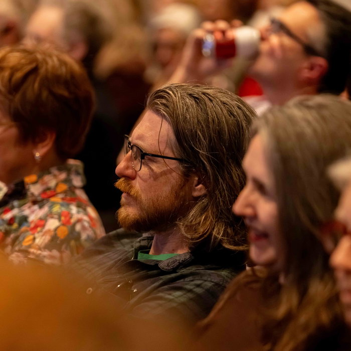 Audience cam! Can you spot yourself? Thanks as ever to the attentive eye of @petramingneau who captures the Festival’s v...