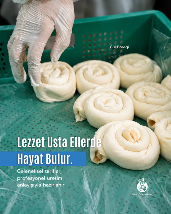 Lezzetin arkasında emek, her katında özen var. 🥐
Usta ellerde şekillenen her ü