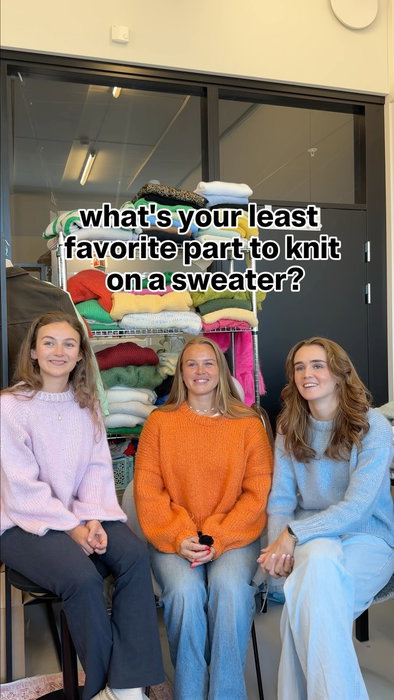 5 quick knitting questions with no time to overthink it👀

Now it’s your turn: answer all 5 in the comments. We want to hear your thoughts!

What we’re wearing:
💕Anneli (left) is wearing Emily Sweater in 2 strands of @vikinggarn Viking Garn Alpaca Bris + 1 strand of DROPS Kid-Silk
🧡Marte (middle) is wearing Newbie Sweater in 2 strands of @dropsdesign DROPS Air
🦋Johanne (right) is wearing Ann Sweater in @majogarn Majo Puno Fine + Majo Pearl Mohair

Find all patterns under PATTERNS in our bio🌟

#knitting #knittingpatterns #knittingdesign #knittingcommunity #knittinginspiration