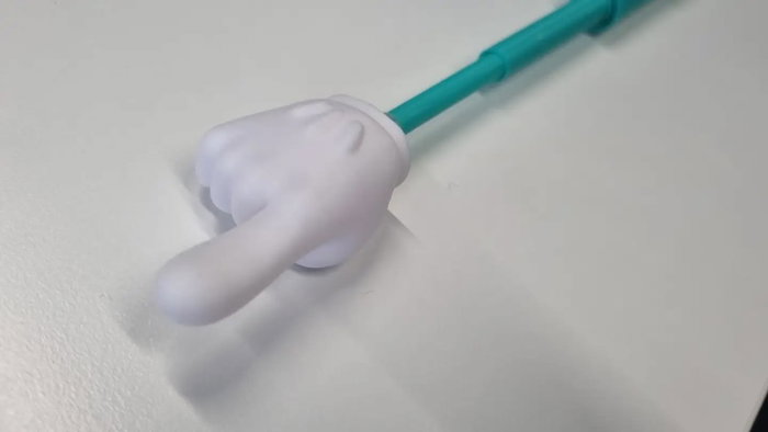 Voor als gewoon aanwijzen niet duidelijk genoeg is 😂 De ultieme wijsvinger voor belangrijke zaken: 👉 De leraar die jou …