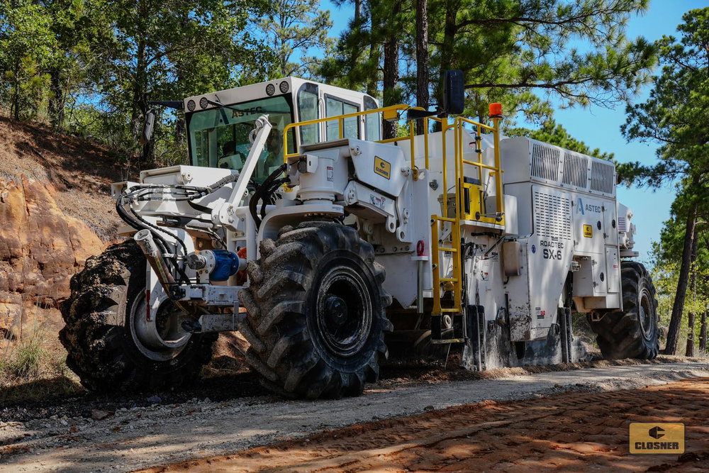 The road starts from the ground up.

This Roadtec SX-6 is reclaiming and stabilizing the base for what’s next. Building the foundation before the pavement ever goes down.