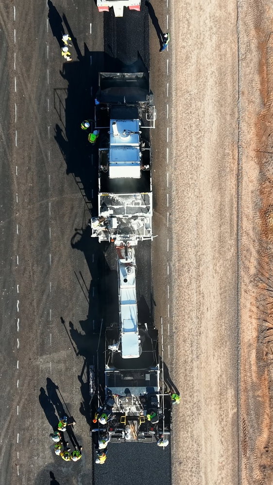 Rebuilt in-house. Back on the runway. ✈️

This rebuilt Roadtec SB-2500e is back doing what it was built for, feeding smooth production on an airport project in Hatch, New Mexico.