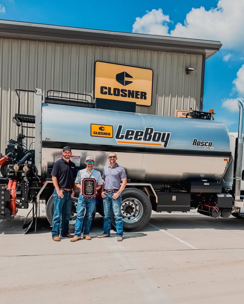 Honored to receive LeeBoy’s Top Marketing Dealer Award on behalf of Closner Equipment. 🏆
Grateful for the partnership, the recognition, and the opportunity to showcase the equipment and people that keep this industry moving.