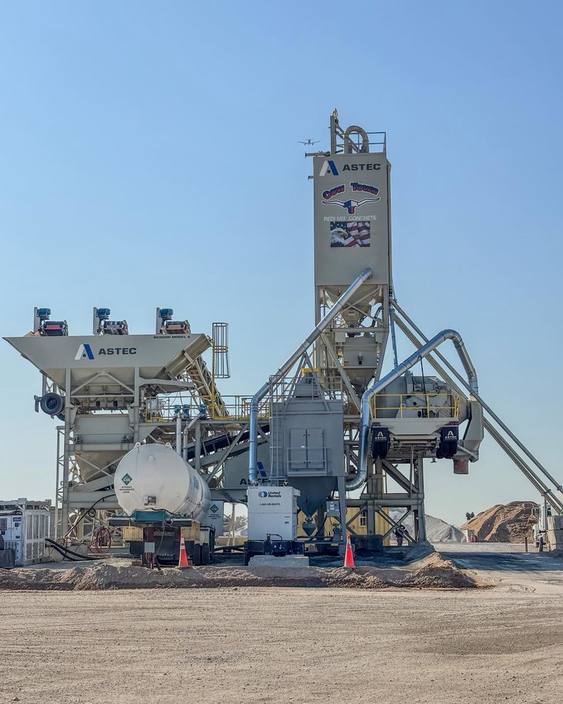 Another plant is ready to get to work.
This RexCon Model S has been erected, commissioned, and is ready to begin producing high-quality concrete for CowTown RediMix Concrete. Designed for reliability, efficiency, and consistent performance, it’s built to keep production moving day after day.
Thank you to CowTown RediMix Concrete for trusting Closner Equipment. We’re proud to support your operation.