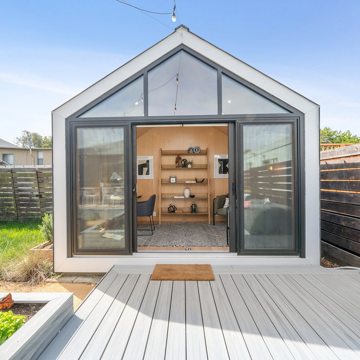 Wednesday morning forecast: 100% chance of avoiding the highway.

Backyard Bunkie for the win! 🙌 Save your energy, skip the stressful commute, and build a better work life balance. 

Want to build your own backyard retreat? Head to the link in our bio to explore our DIY kits.
.
.
.

#BunkieLife #BackyardOffice #HomeOfficeGoals #BackyardStudio #CanadianMade #FallInOntario #GetInspired #HomeOfficeInspo #WorkFromHome #BackyardDesign #SmallSpaces #OutdoorLiving