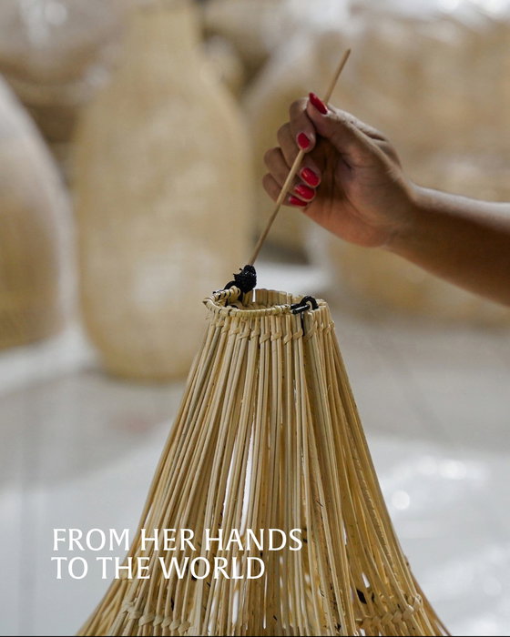 What makes a handmade piece truly special?
The hands behind it. Our women artisans bring patience, precision, and a delicate touch to every detail, transforming natural materials into unique pieces made for the home.

Made slowly. Made by hand. Made with care.