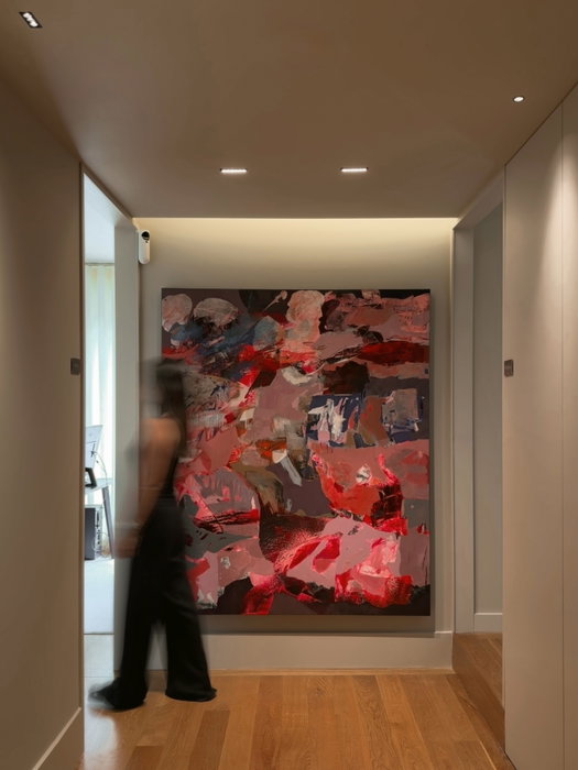 A arte não completa um espaço. É parte daquilo que o define.

Esta obra, criada por Mário Rocha para o nosso novo escritório, traduz exatamente isso. 
É um privilégio integrar no nosso espaço o trabalho de alguém cujo talento admiramos e com quem é sempre um prazer conversar.

@artenaleira