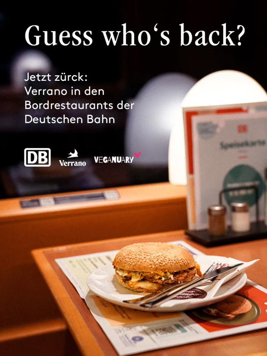 Feiner Zug? Auf jeden Fall 🚄
Im Januar bekommt ihr in allen Bordbistros und Restaurants endlich wieder Verrano 🧡
Letztes Jahr waren wir mit der Steckrübe unterwegs - dieses Jahr bekommt ihr einen heissen Bagel mit Sellerie.
@deutschebahn
@veganuarydeutschland
