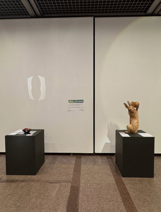 第58回 滋賀県工芸美術協会展

選抜工芸作家展

皮革
木工

高山　直美
平尾　智子

#滋賀県芸術文化祭参加事業 
