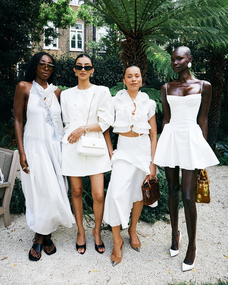 In Sunny London, @Vogue and @Wilson Celebrated Sport and Style With Tennis Star @martakostyuk

On one of the hottest June days on record in the UK, Vogue and Wilson held an intimate—and gladly, parasol-shaded—gathering in London to celebrate tennis star Marta Kostyuk’s collaboration with the sporting goods brand.

The pre-wimbledon gathering saw guests including @adotthegreatt, @thetennis101,Jessica Gunning, @iamben.johnson, @chico_lachowski, @nassia_, and @therealpearlmackie enjoying a conversation between Kostyuk and British Vogue fashion market @editorhoneysweetelias, who discussed the collaboration alongside Wilson chief creative officer @joelle.michaeloff.

- VIP - Front of House -