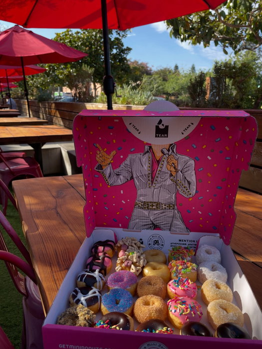 Heat wave survival tip: add mini donuts. 😎🍩☀️

Order your favorites ahead on T