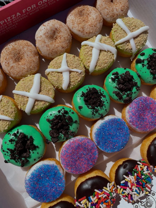 Long weekend? Make it a mini one. 🍩☀️

Labor Day Weekend is here, and your plan