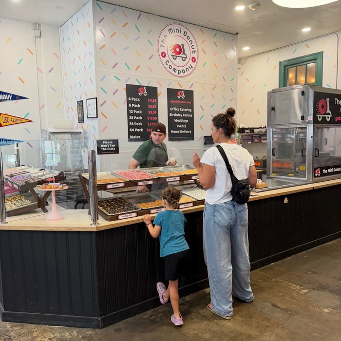 Big Friday decisions at the mini donut shop! 😋🍩