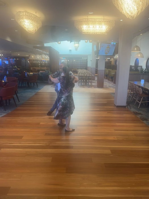 Instagram: Just a few of my favourite moments from my weekend of gigs - the dancers at @redcliffersl were such a highligh