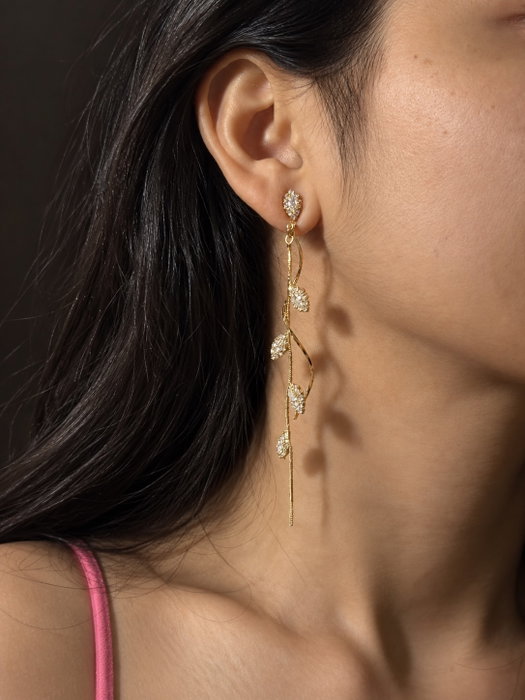 POV: Your everyday look just got an upgrade 🤍
auryse.com

Shop your new favourite at Auryse.